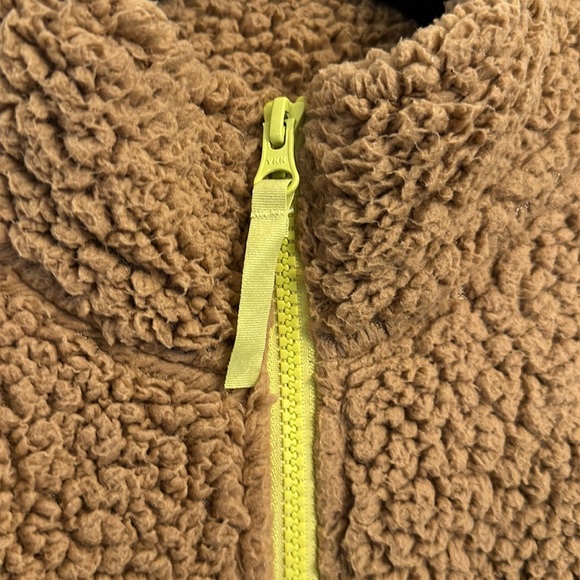 Amazon Essentials Woman’s Sherpa Jacket Size M - Picture 3 of 9